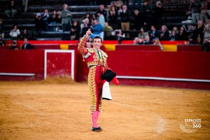Oreja para David de Miranda en la corrida de La Quinta en Fallas